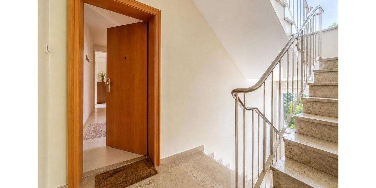 Etagenwohnung Bielefeld Heepen - 3 Zimmer, 81 m&sup2;, 209.000&euro; | Angebot:27183748
