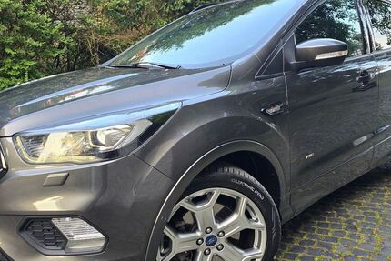 Ford Kuga 118.000 km 10.990 &euro; Borgholzhausen 33829