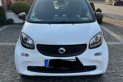 Smart ForTwo 27.650 km 10.199 &euro; Lippstadt 59558