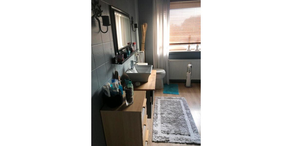 Doppelhaushälfte Oelde - 4 Zimmer, 150 m&sup2;, 250.000&euro; | Angebot:27463690