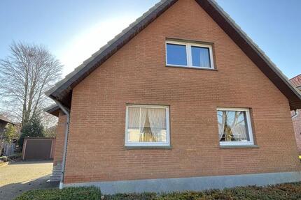 Haus Hövelhof - 5 Zimmer, 90 m&sup2;, 360.000&euro; | Angebot:27464561