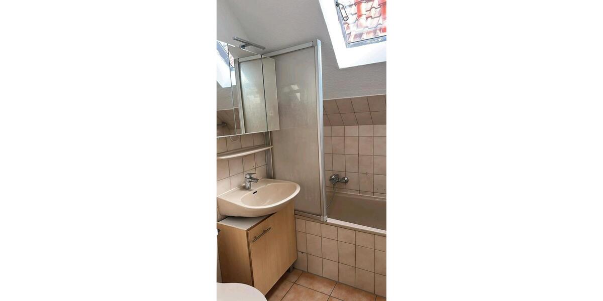 Dachgeschoßwohnung Enger - 2 Zimmer, 51 m&sup2;, 109.000&euro; | Angebot:27438492