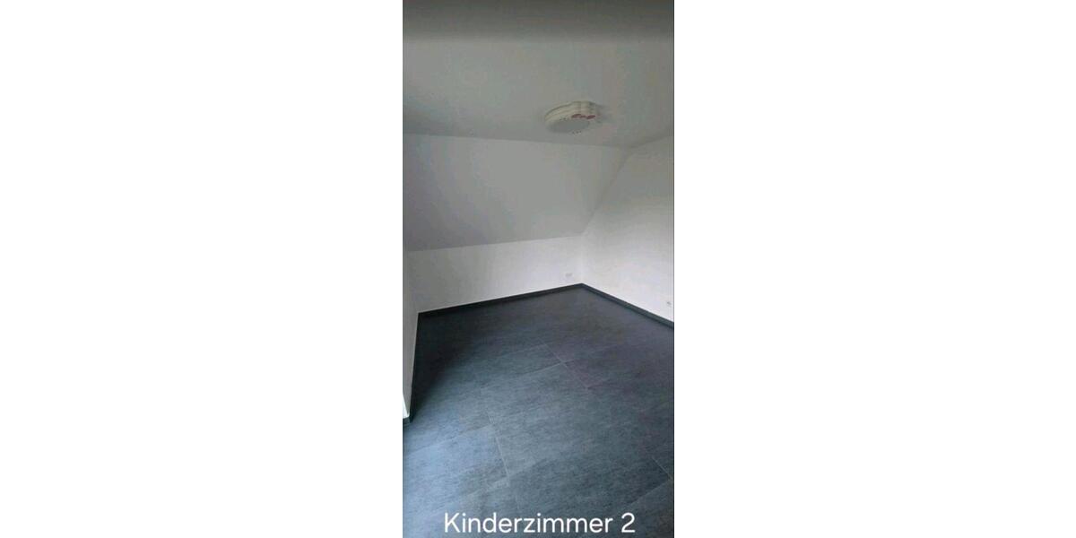 Einfamilienhaus Lage - 7 Zimmer, 144 m&sup2;, 530.000&euro; | Angebot:26750436