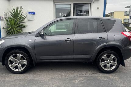 Toyota RAV 4 124.000 km 7.949 &euro; Gütersloh 33330
