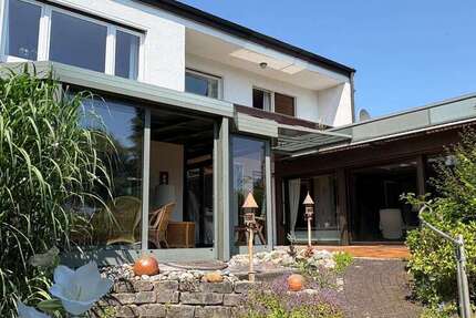 Haus Oerlinghausen - 7 Zimmer, 209 m&sup2;, 389.000&euro; | Angebot:27438287