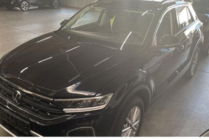 VW T-Roc 29.837 km 24.380 &euro; Bielefeld 33689