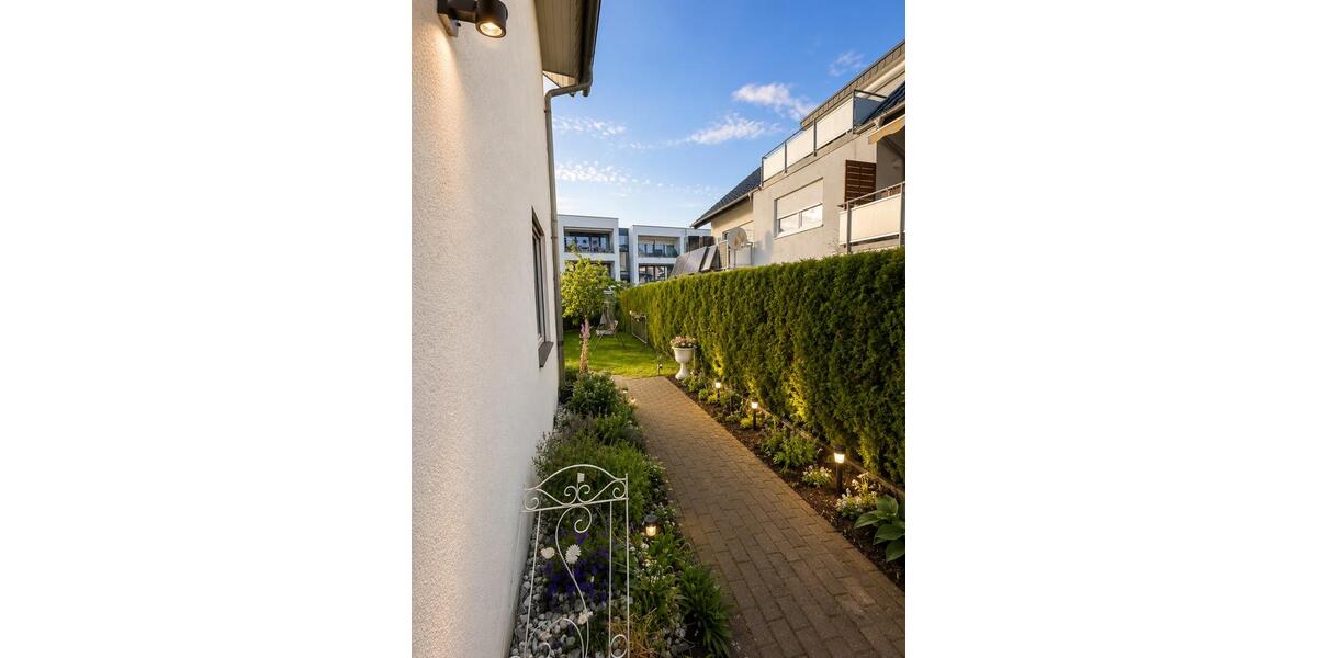 Doppelhaushälfte Bielefeld Heepen - 6 Zimmer, 150 m&sup2;, 449.000&euro; | Angebot:27428673
