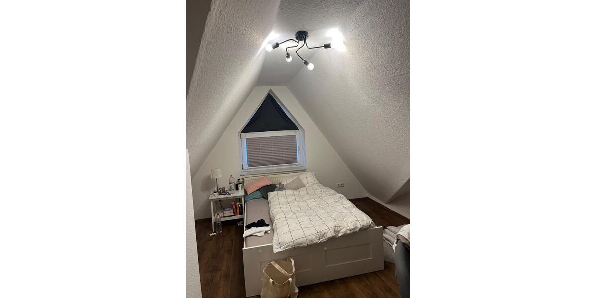 Dachgeschoßwohnung Delbrück - 2 Zimmer, 60 m&sup2;, 180.000&euro; | Angebot:27443271