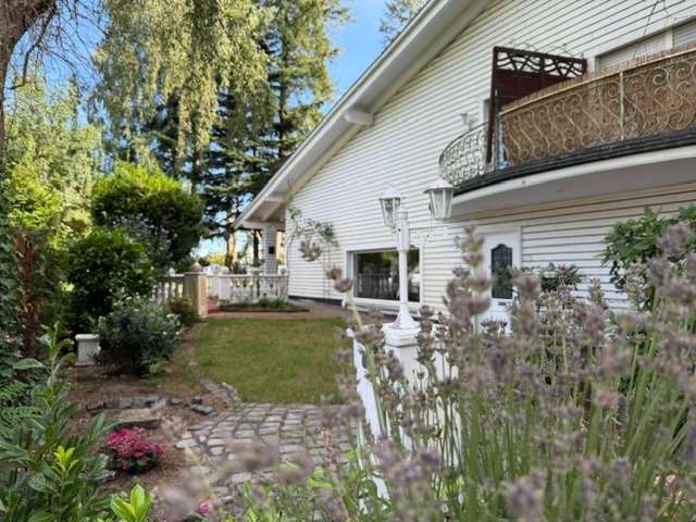Etagenwohnung Verl - 2 Zimmer, 146 m&sup2;, 285.000&euro; | Angebot:27294497