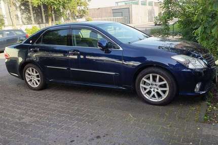 Toyota Crown 133.000 km 12.500 &euro; Rheda-Wiedenbrück, Stadt 33378