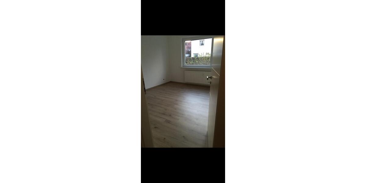 Mehrfamilienhaus, Wohnhaus Lage - 11 Zimmer, 300 m&sup2;, 425.000&euro; | Angebot:27262168
