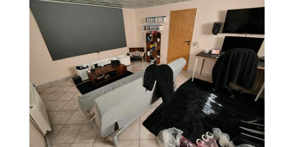 Doppelhaushälfte Lage - 9 Zimmer, 172 m&sup2;, 435.000&euro; | Angebot:27242749