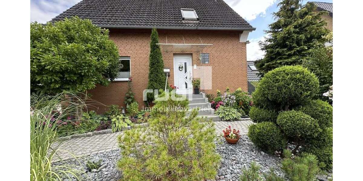 Einfamilienhaus Bielefeld / Brackwede Brackwede - 4 Zimmer, 180 m&sup2;, 405.000&euro; | Angebot:27449890