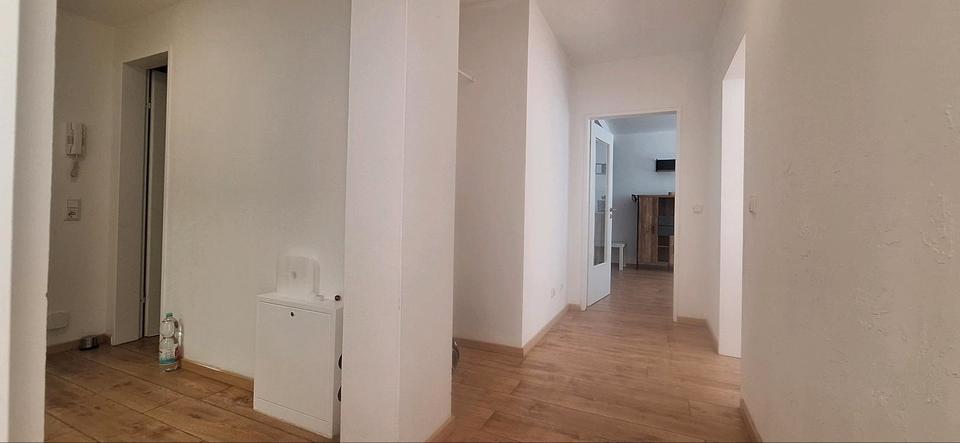 Etagenwohnung Halle - 3 Zimmer, 73 m&sup2;, 200.000&euro; | Angebot:27496401