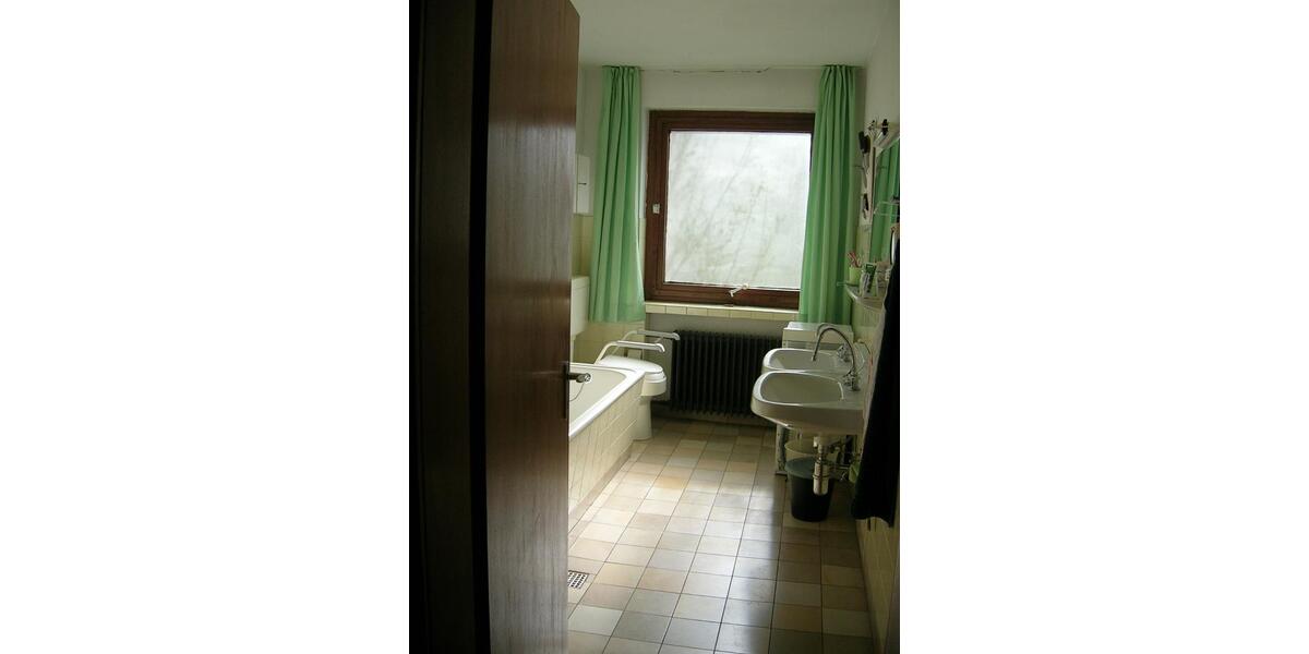 Bungalow Bielefeld Senne - 7 Zimmer, 154 m&sup2;, 450.000&euro; | Angebot:26095456