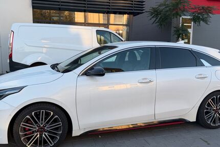 Kia pro ceed / ProCeed 205.000 km 12.999 &euro; Rheda-Wiedenbrück 33378