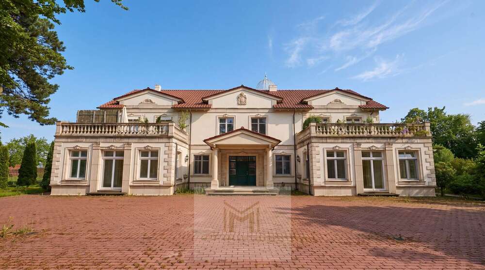 Einfamilienhaus Versmold - 12 Zimmer, 498 m&sup2;, 1.999.000&euro; | Angebot:26764911