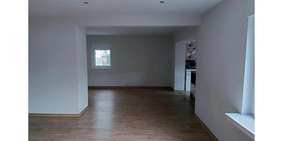 Einfamilienhaus Lage - 5 Zimmer, 132 m&sup2;, 395.000&euro; | Angebot:27426561