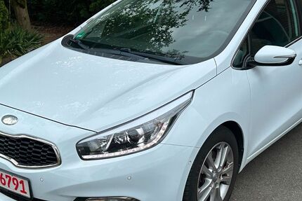 Kia ceed Sportswagon 119.900 km 9.480 &euro; Versmold 33775