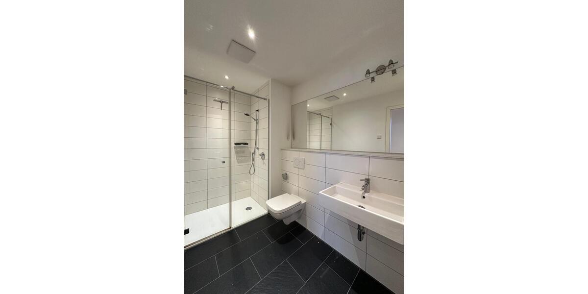 Etagenwohnung Bielefeld - 2 Zimmer, 71 m&sup2;, 855&euro; | Angebot:25584432