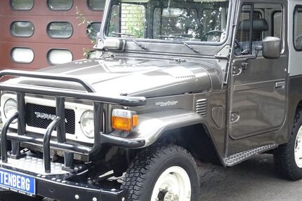 Toyota Land Cruiser 108.565 km 14.900 &euro; Bielefeld 33611