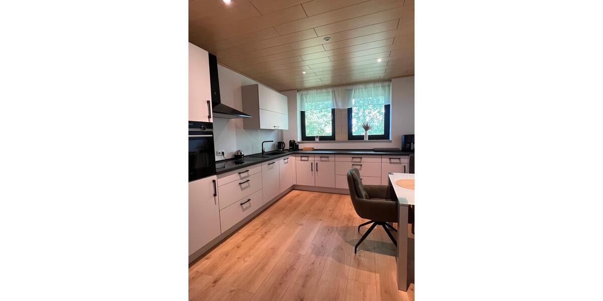 Etagenwohnung Hövelhof - 9 Zimmer, 268 m&sup2;, 725.000&euro; | Angebot:27426668