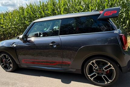 Mini John Cooper Works 5.350 km 46.990 &euro; Bielefeld 33605