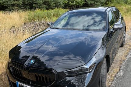 BMW 550 4.000 km 84.999 &euro; Versmold 33775