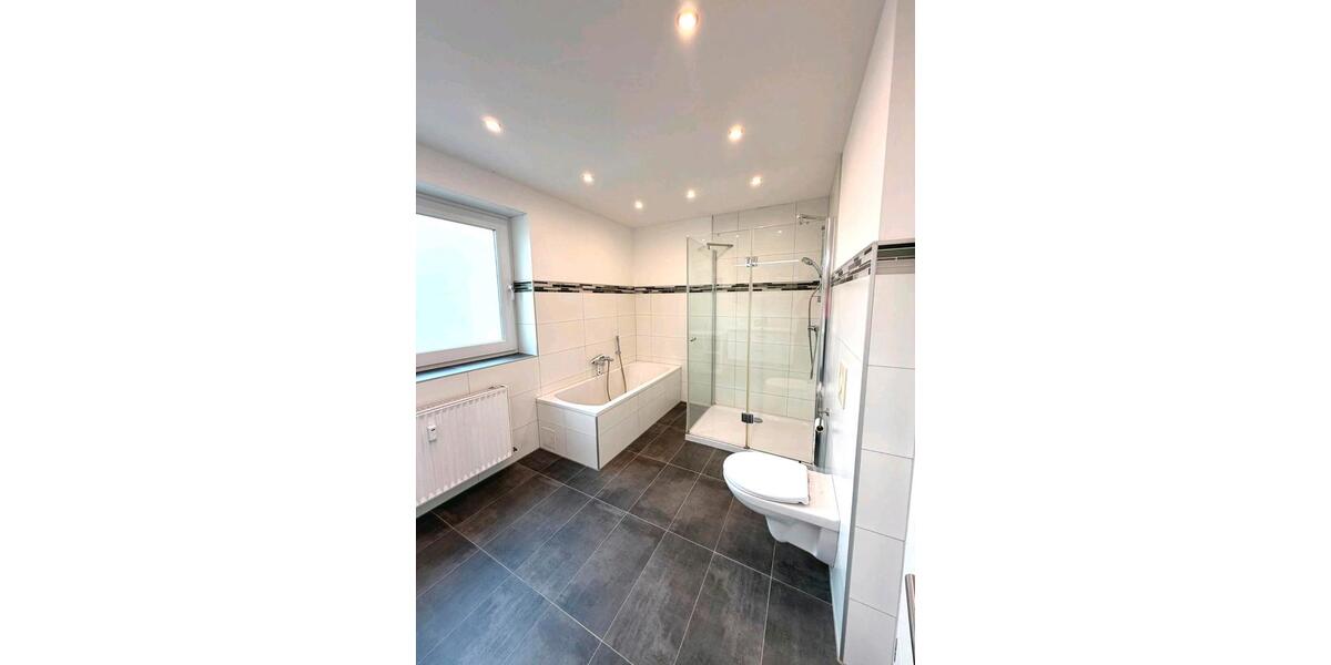 Hochparterre Warendorf - 4 Zimmer, 123 m&sup2;, 265.000&euro; | Angebot:27462860