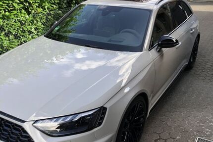 Audi RS4 46.000 km 59.900 &euro; Verl 33415