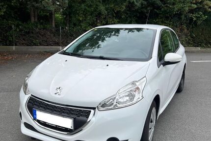 Peugeot 208 89.075 km 5.250 &euro; Rietberg 33397