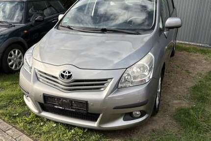 Toyota Verso 138.000 km 5.800 &euro; Leopoldshöhe 33818