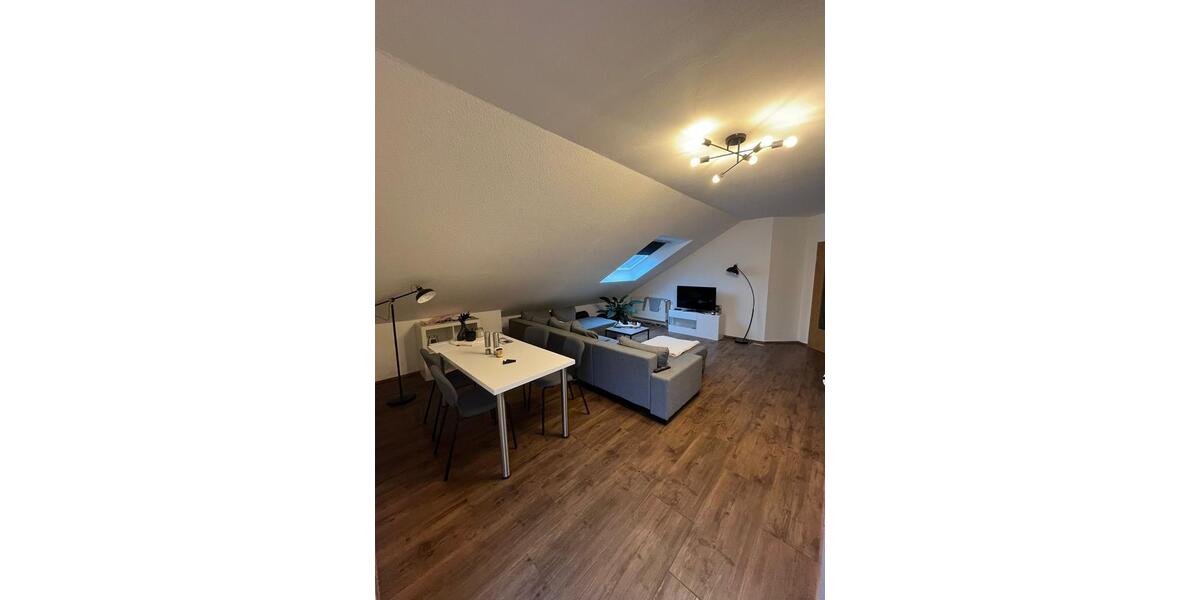 Dachgeschoßwohnung Delbrück - 2 Zimmer, 60 m&sup2;, 180.000&euro; | Angebot:27443271