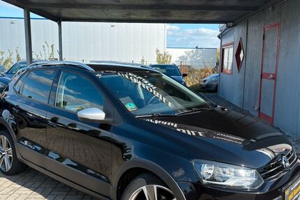VW Polo 96.392 km 8.299 &euro; Enger 32130
