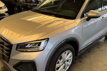 Audi Q2 6.500 km 27.500 &euro; Versmold 33775