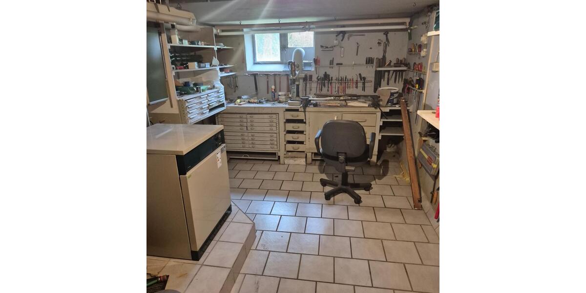 Einfamilienhaus Gütersloh - 8 Zimmer, 180 m&sup2;, 620.000&euro; | Angebot:27428611