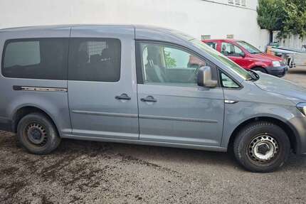 VW Caddy 189.985 km 8.800 &euro; Bielefeld 33602