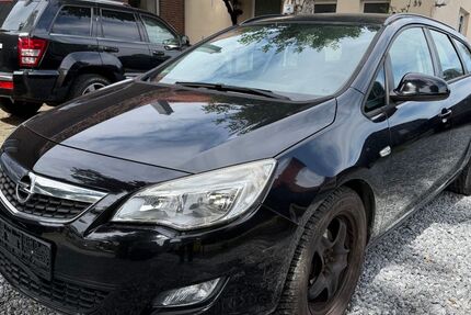 Opel Astra 181.000 km 1.699 &euro; Versmold 33775