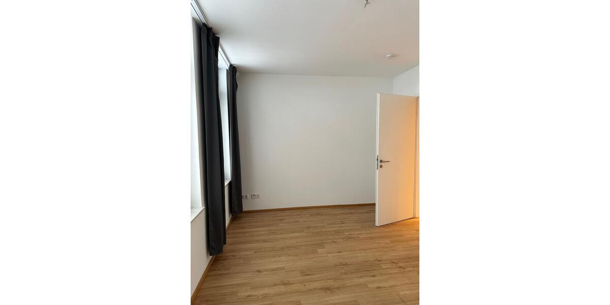 Etagenwohnung Bielefeld - 2 Zimmer, 71 m&sup2;, 855&euro; | Angebot:25584432