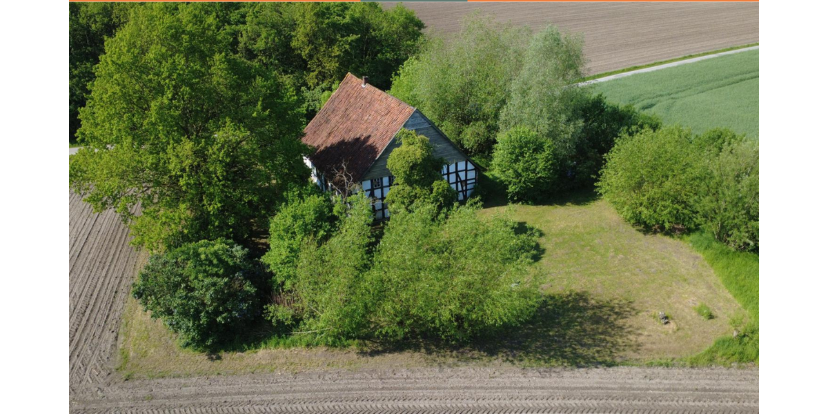 Einfamilienhaus Borgholzhausen - 6 Zimmer, 150 m&sup2;, 150.000&euro; | Angebot:26828890