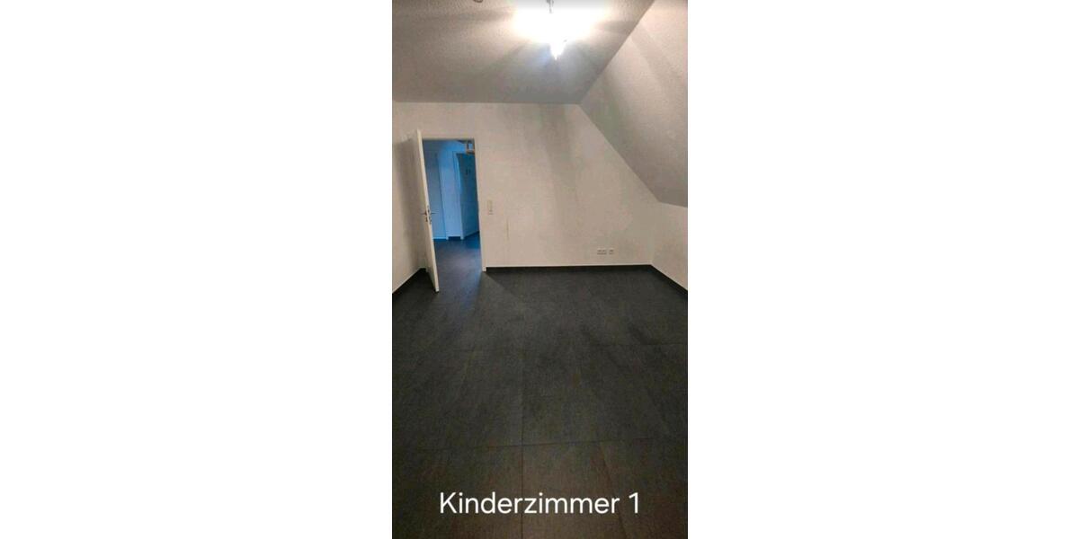 Einfamilienhaus Lage - 7 Zimmer, 144 m&sup2;, 530.000&euro; | Angebot:26750436