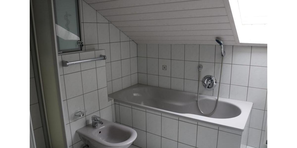 Etagenwohnung Spenge - 2.5 Zimmer, 67 m&sup2;, 139.000&euro; | Angebot:27445295
