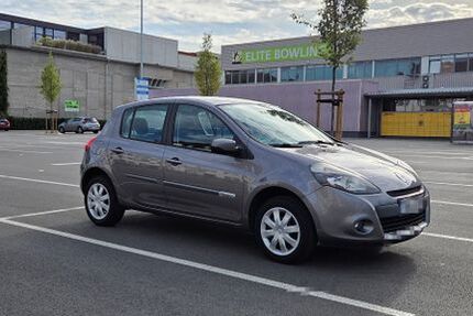 Renault Clio 149.383 km 2.800 &euro; Bielefeld 33604