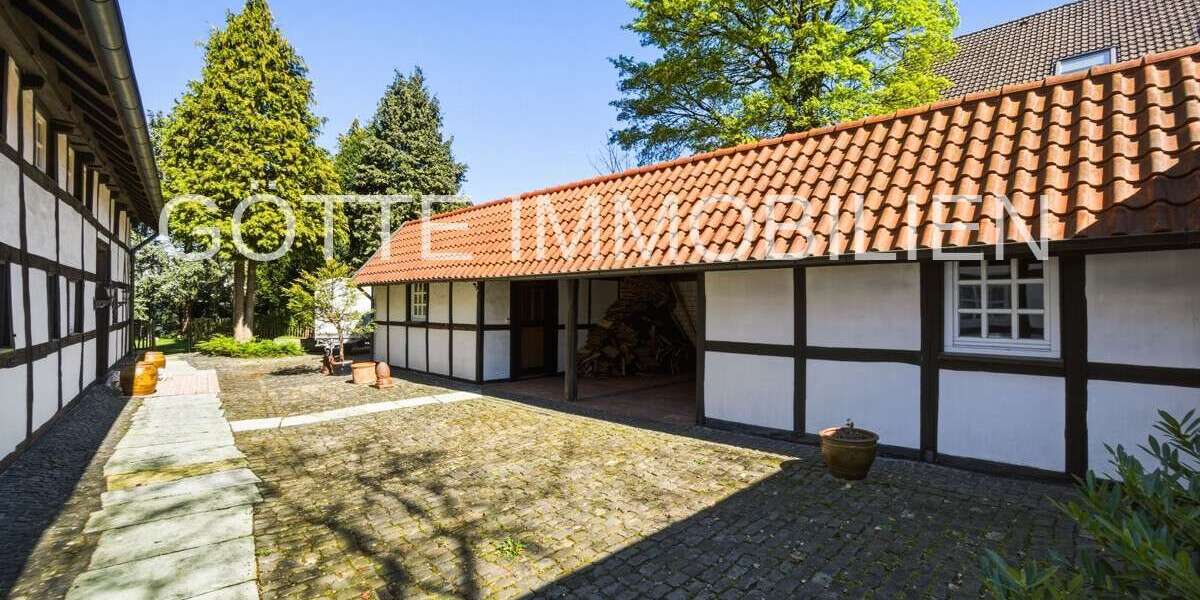 Einfamilienhaus Gütersloh Kattenstroth - 8 Zimmer, 412 m&sup2;, 680.000&euro; | Angebot:27484999