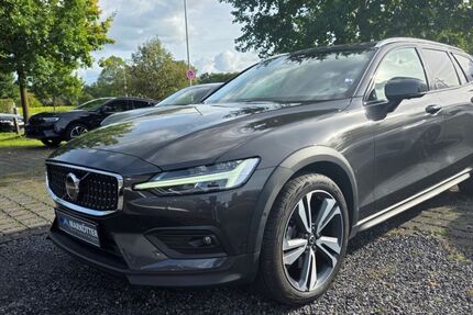 Volvo V60 Cross Country 48.209 km 36.440 &euro; Gütersloh 33334