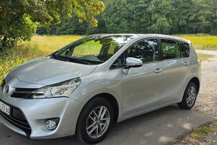 Toyota Verso 112.000 km 12.500 &euro; Bielefeld 33689