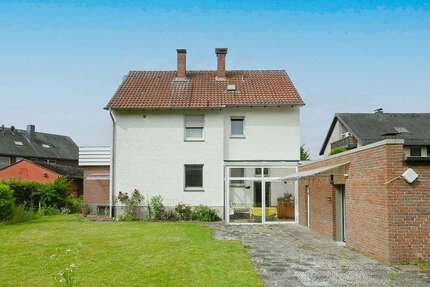 Haus Steinhagen - 6 Zimmer, 200 m&sup2;, 388.500&euro; | Angebot:27242658