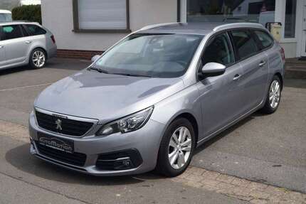 Peugeot 308 98.000 km 11.890 &euro; Gütersloh 33332
