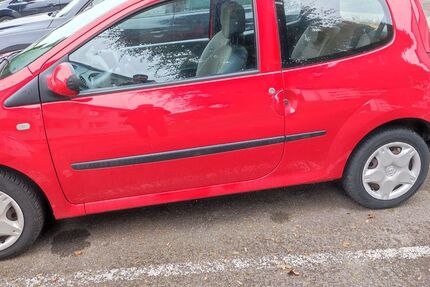 Renault Twingo 109.600 km 1.600 &euro; Bielefeld 33729