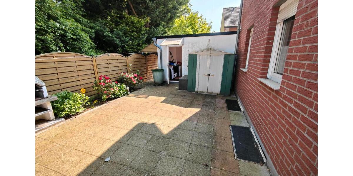 Doppelhaushälfte Lage - 9 Zimmer, 172 m&sup2;, 435.000&euro; | Angebot:27242749